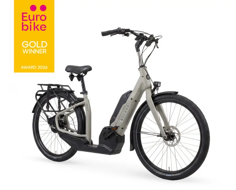 Suelo-E-1-Eurobike-Award-768x619 Suelo Lage Instap E-bike 2026 – Comfort zonder compromissen | H&H Dutch Bikes - Afbeelding 2